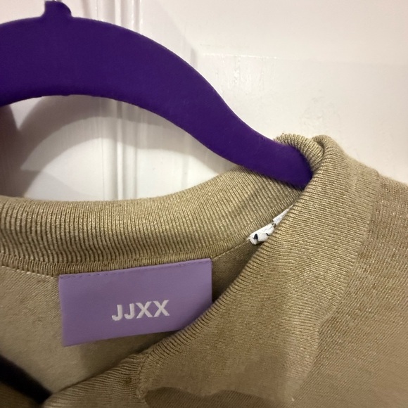 New Without Tags! JJXX olive colour polo blouse and top - Picture 2 of 3